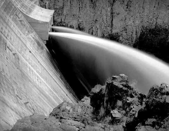 Owyhee Dam Spillway, 1983